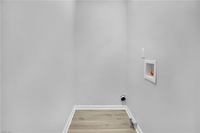 2 Edith Key ST, Hampton, VA 23666