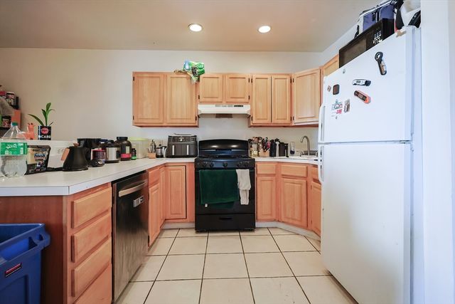 35 Adamson St, Boston, MA 02134