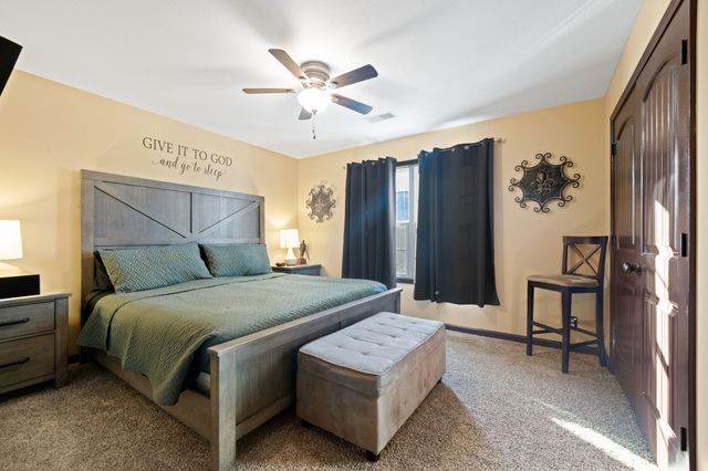 965 Harding Dr, Clarksville, TN 37042