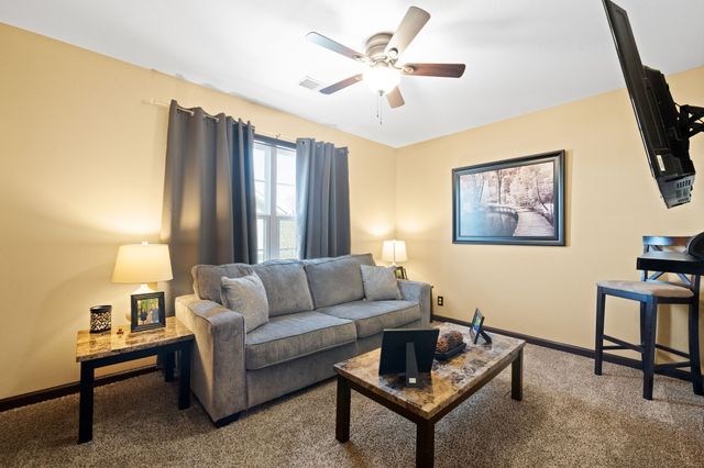 965 Harding Dr, Clarksville, TN 37042