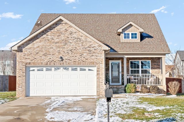 965 Harding Dr, Clarksville, TN 37042