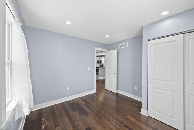 3637 S Champion Avenue, Columbus, OH 43207