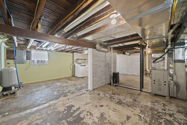 3637 S Champion Avenue, Columbus, OH 43207