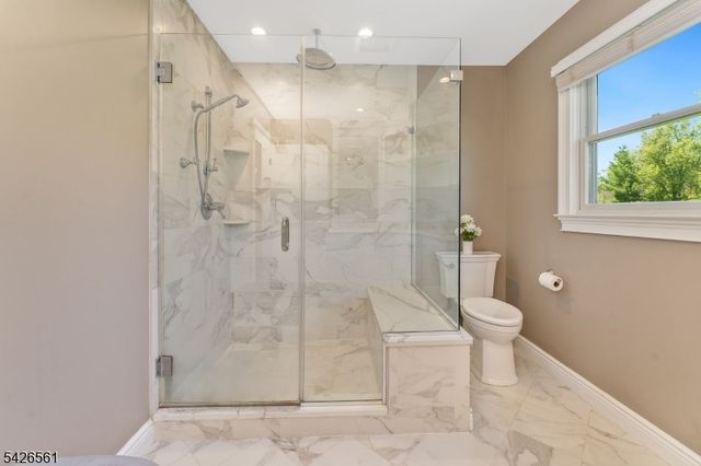 34 Molasses Hill Rd, Clinton Twp., NJ 08833