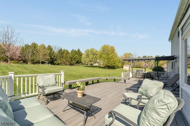 34 Molasses Hill Rd, Clinton Twp., NJ 08833