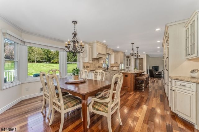 34 Molasses Hill Rd, Clinton Twp., NJ 08833