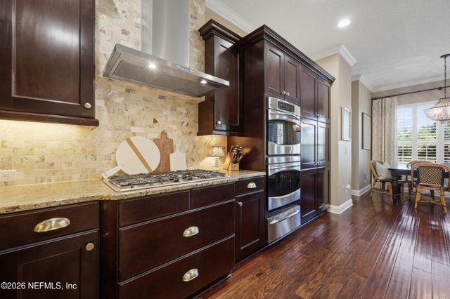 284 ST JOHNS FOREST Boulevard, St. Johns, FL 32259