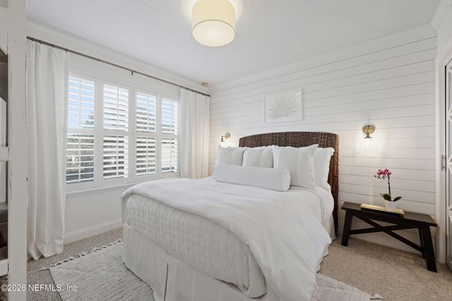 284 ST JOHNS FOREST Boulevard, St. Johns, FL 32259