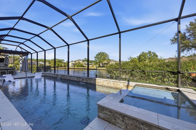 284 ST JOHNS FOREST Boulevard, St. Johns, FL 32259