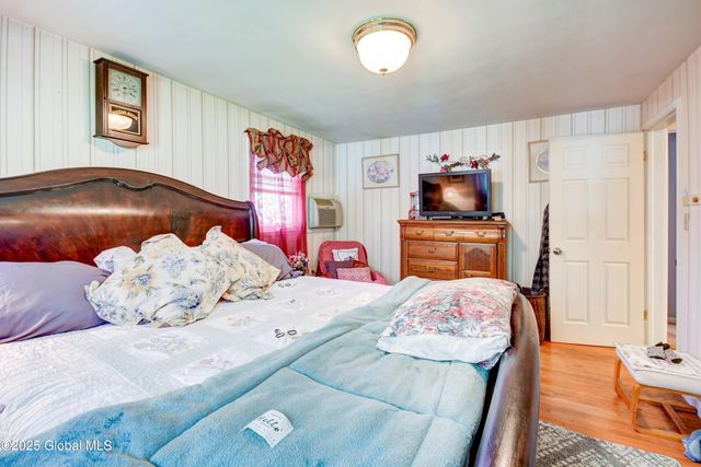 181 Van Dyke Avenue, Amsterdam, NY 12010