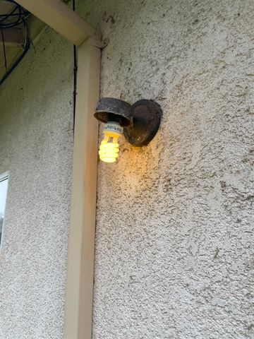 774 Sugar Pine Dr, Lathrop, CA 95330