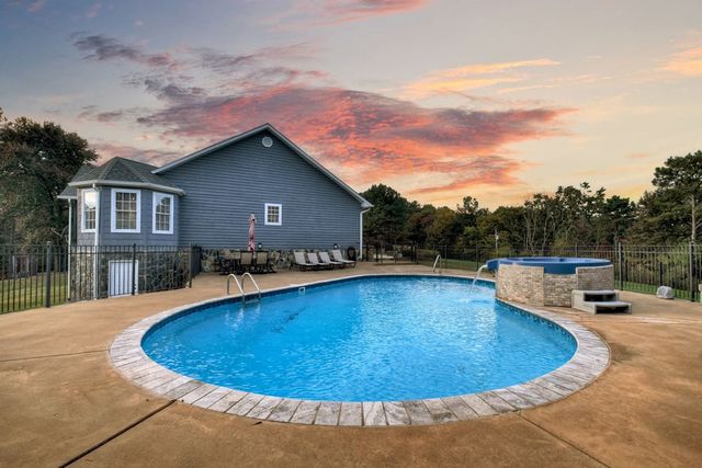 334 Belaire Drive, Copperhill, TN 37317