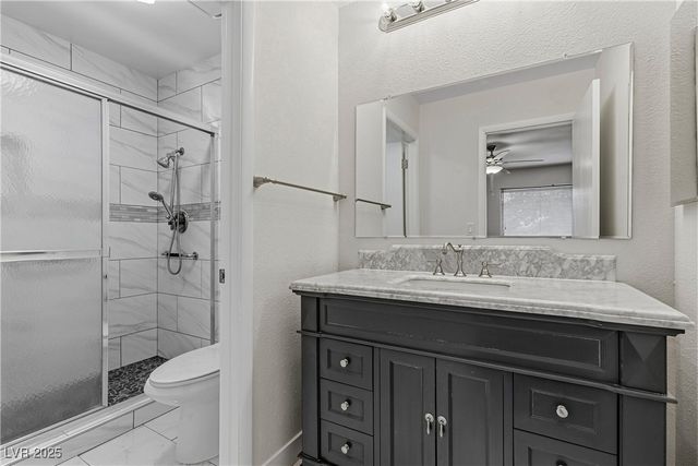 3305 Fairview Lane, Las Vegas, NV 89121