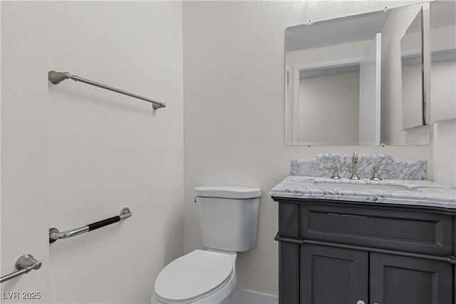 3305 Fairview Lane, Las Vegas, NV 89121