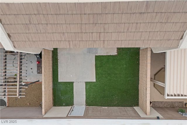 3305 Fairview Lane, Las Vegas, NV 89121