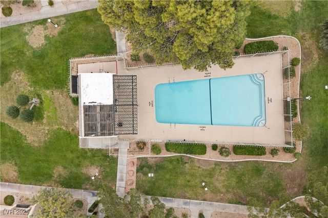 3305 Fairview Lane, Las Vegas, NV 89121