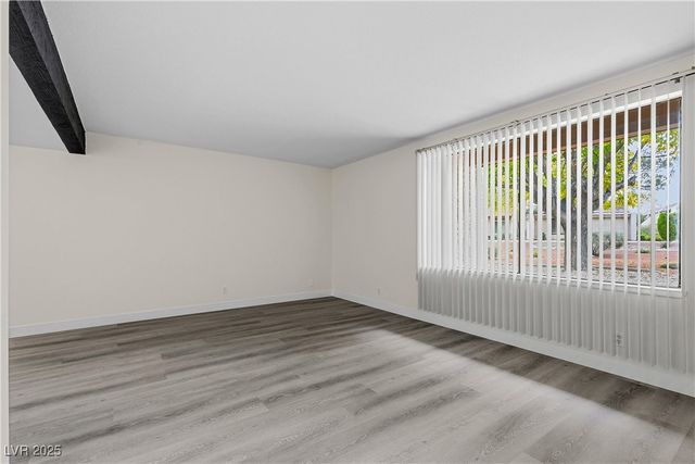 3305 Fairview Lane, Las Vegas, NV 89121