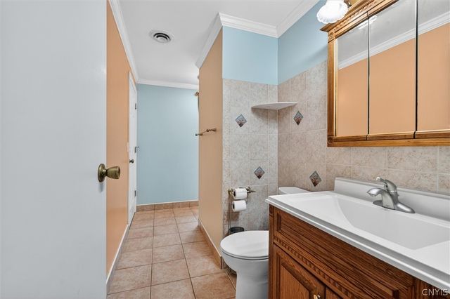 6009 Darby Road, Cicero, NY 13039