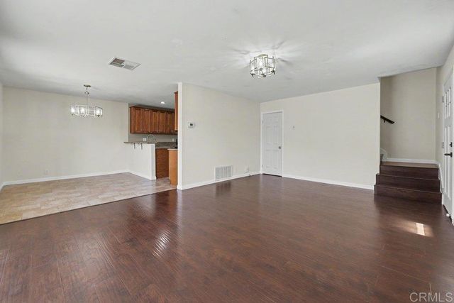 2366 Adirondack Row 5, San Diego, CA 92139