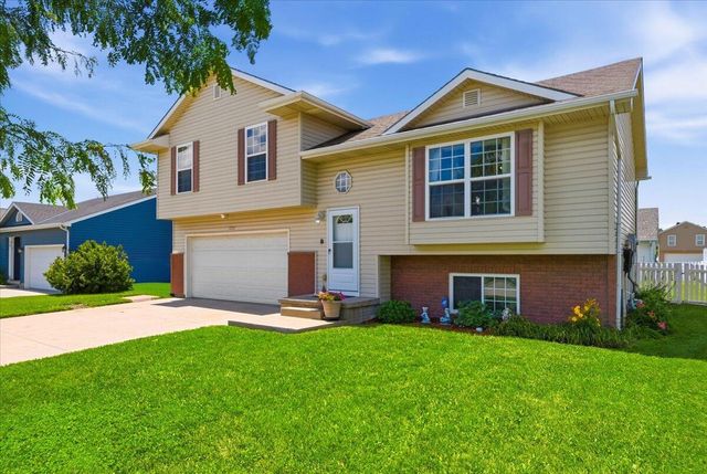 5712 REDTAIL Road, Council Bluffs, IA 51501