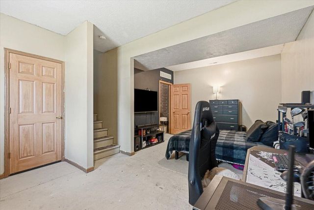 5712 REDTAIL Road, Council Bluffs, IA 51501