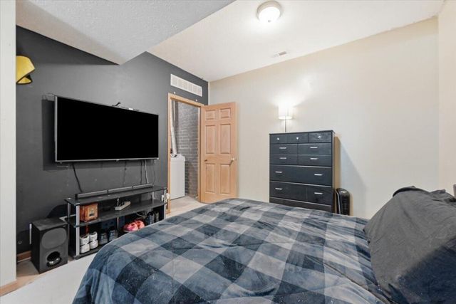 5712 REDTAIL Road, Council Bluffs, IA 51501