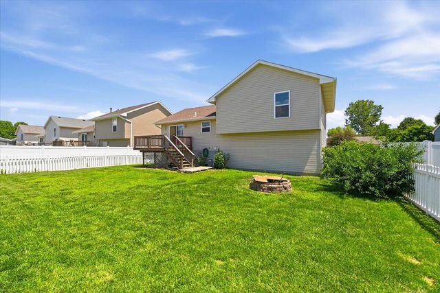 5712 REDTAIL Road, Council Bluffs, IA 51501