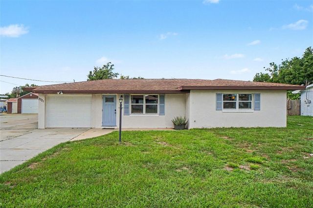 3321 DAUPHINE STREET, Sebring, FL 33872