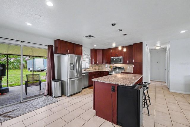 3321 DAUPHINE STREET, Sebring, FL 33872