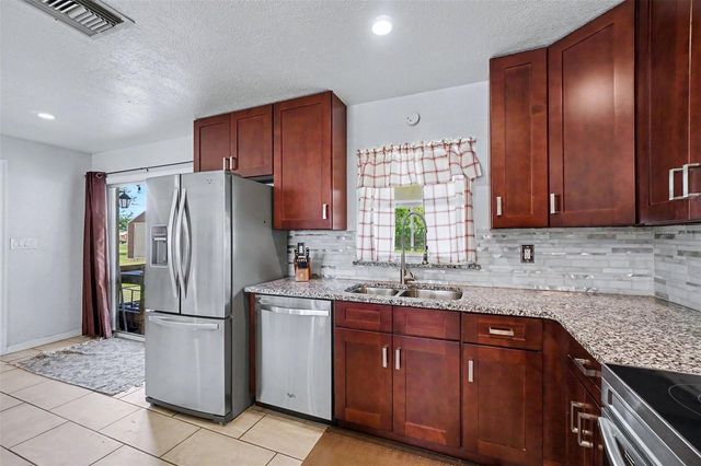 3321 DAUPHINE STREET, Sebring, FL 33872