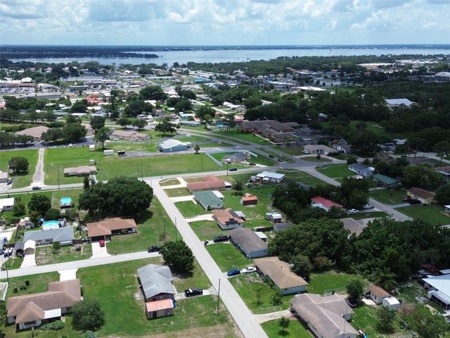 3321 DAUPHINE STREET, Sebring, FL 33872