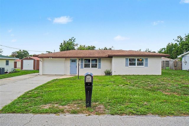 3321 DAUPHINE STREET, Sebring, FL 33872