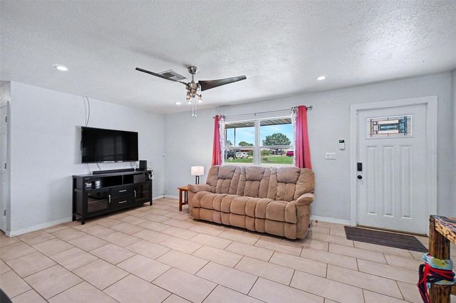3321 DAUPHINE STREET, Sebring, FL 33872
