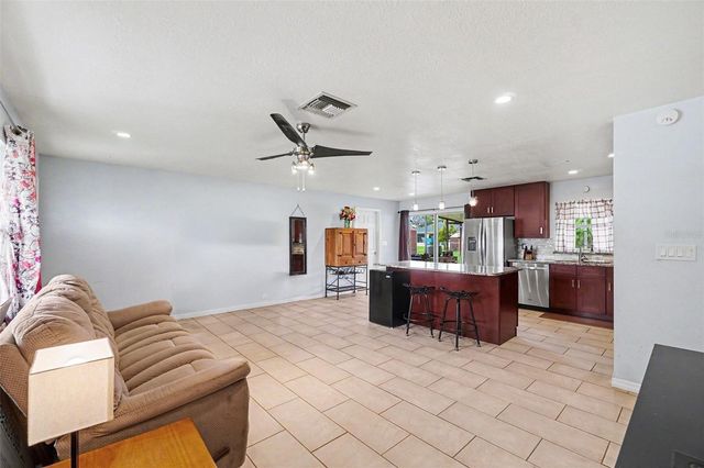 3321 DAUPHINE STREET, Sebring, FL 33872