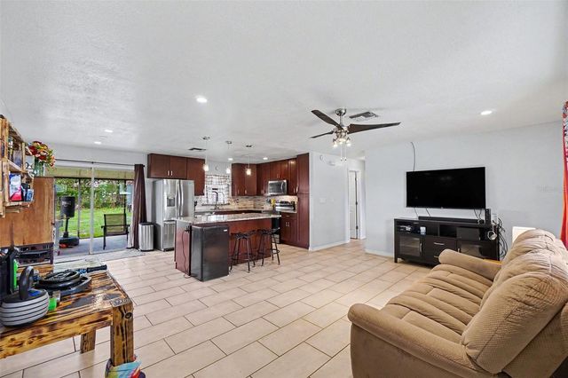 3321 DAUPHINE STREET, Sebring, FL 33872