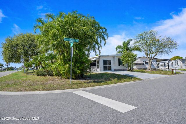 922 Bougainvillea Circle, Barefoot Bay, FL 32976