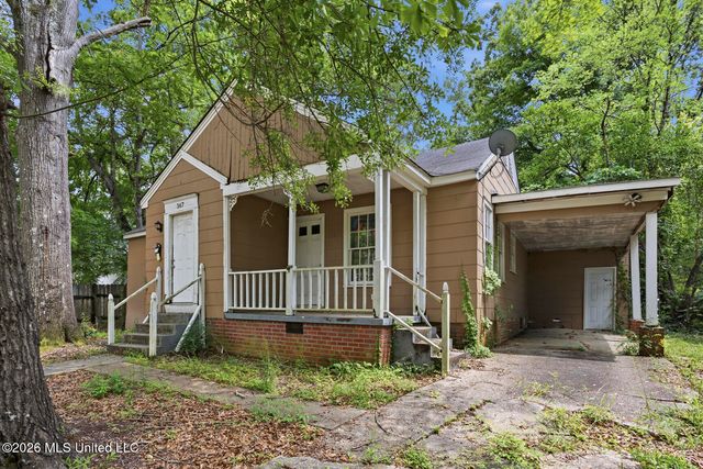 367 Iroquois Avenue, Jackson, MS 39206