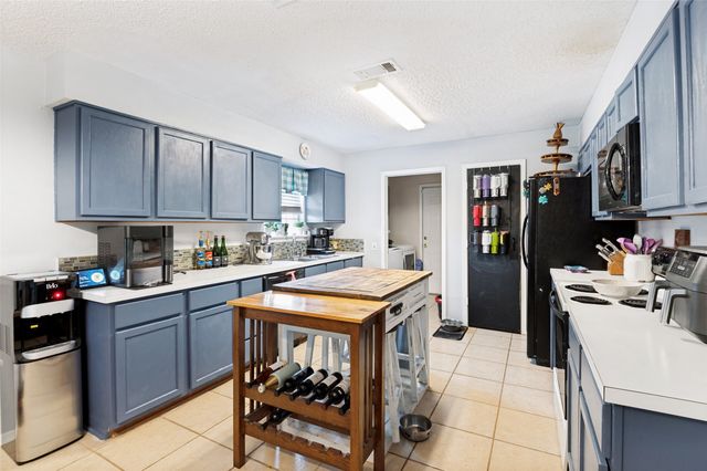 4536 N Shore Drive, The Colony, TX 75056