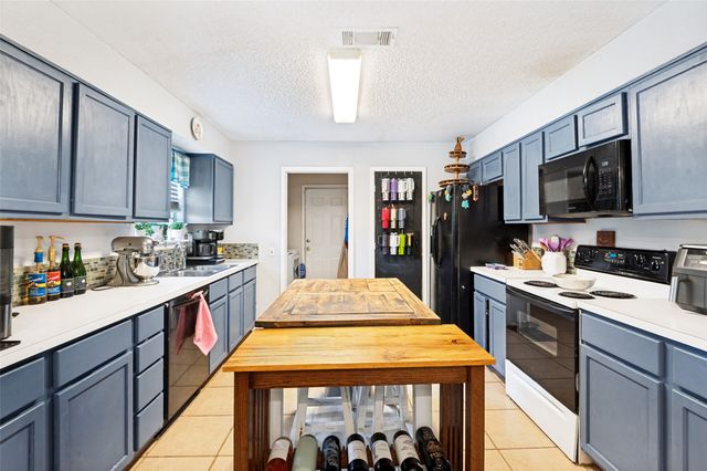 4536 N Shore Drive, The Colony, TX 75056
