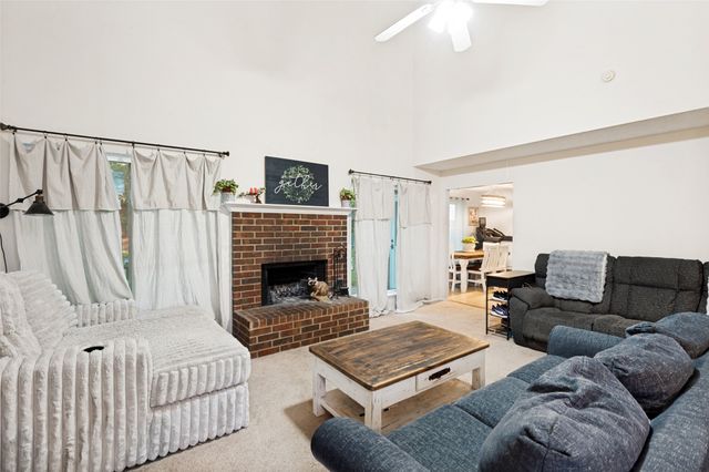 4536 N Shore Drive, The Colony, TX 75056