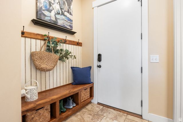 663 N 100 E, Springville, UT 84663