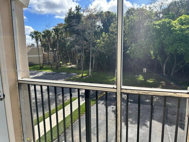 891 Cypress Park Way C6, Deerfield Beach, FL 33064