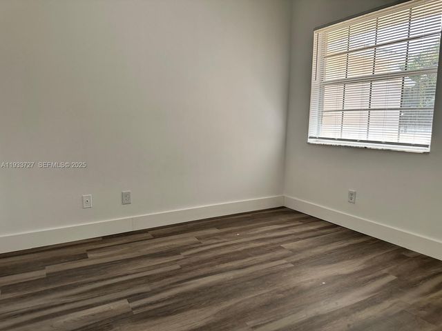 891 Cypress Park Way C6, Deerfield Beach, FL 33064