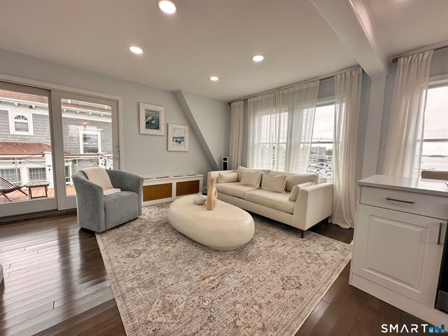 49 Seaview Avenue 2, Norwalk, CT 06855