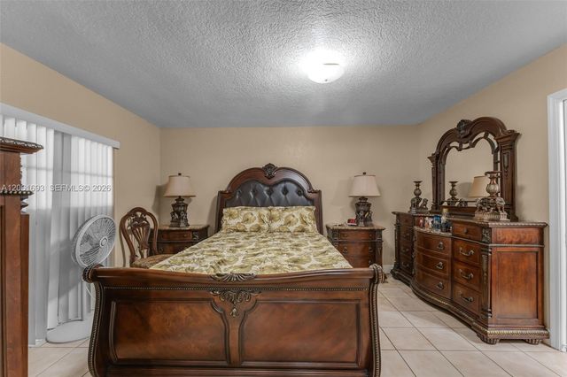 14726 SW 82nd Ter, Miami, FL 33193