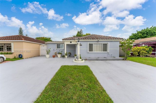 14726 SW 82nd Ter, Miami, FL 33193