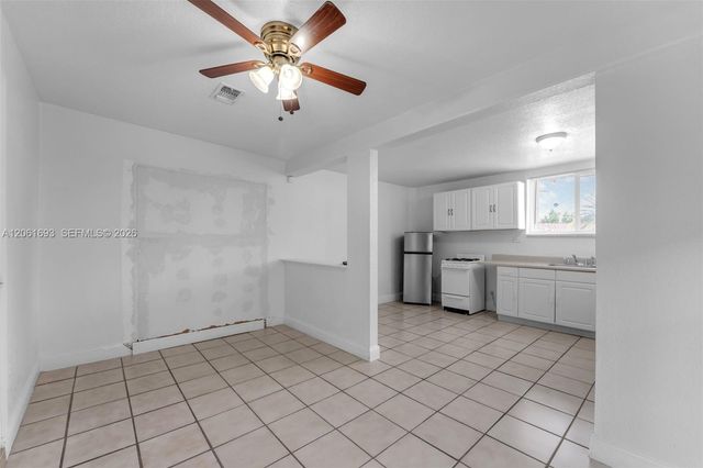 14726 SW 82nd Ter, Miami, FL 33193