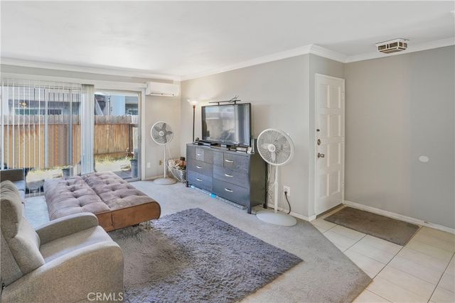 2511 W. Sunflower Ave. H3, Santa Ana, CA 92704