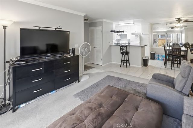 2511 W. Sunflower Ave. H3, Santa Ana, CA 92704