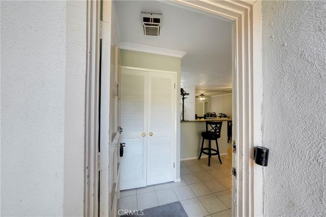 2511 W. Sunflower Ave. H3, Santa Ana, CA 92704
